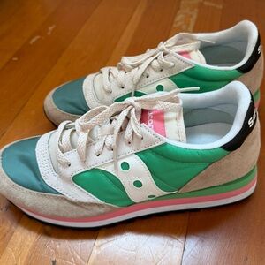 Saucony Jazz Women’s Sneakers